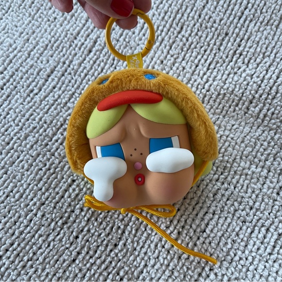 Cry baby Face Plush Toy keychain with pouch  - Yellow and Blue - Picture 2 of 7